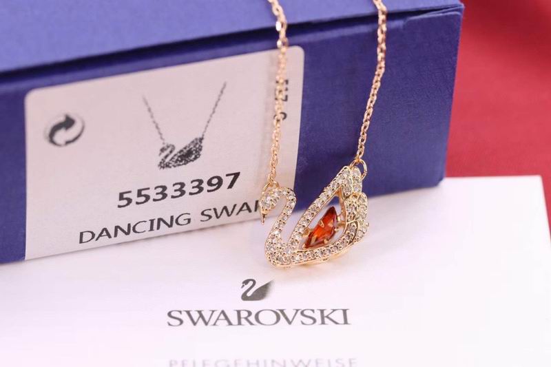 Swarovski Necklace 04yxh31